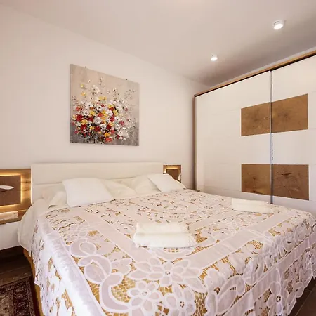 公寓 Puntamika De Rosa - Ground Floor