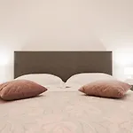 Puntamika De Rosa - Ground Floor Apartman
