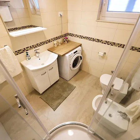 Puntamika De Rosa - Ground Floor Апартаменты *