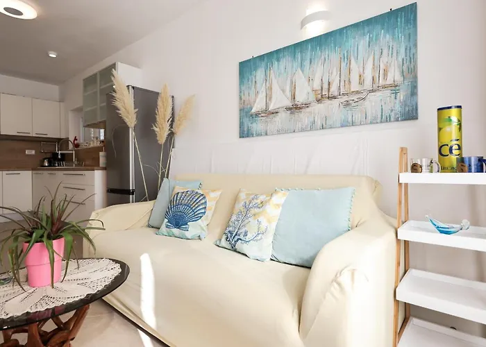 Puntamika De Rosa - Ground Floor Apartament Zadar