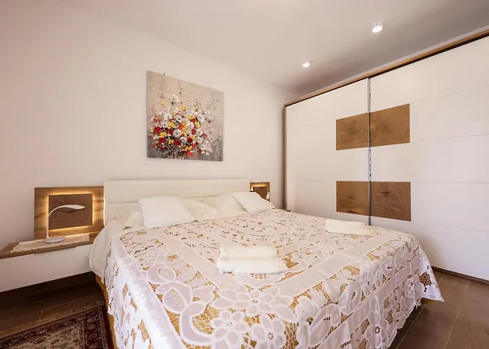 Apartament Puntamika De Rosa - Ground Floor